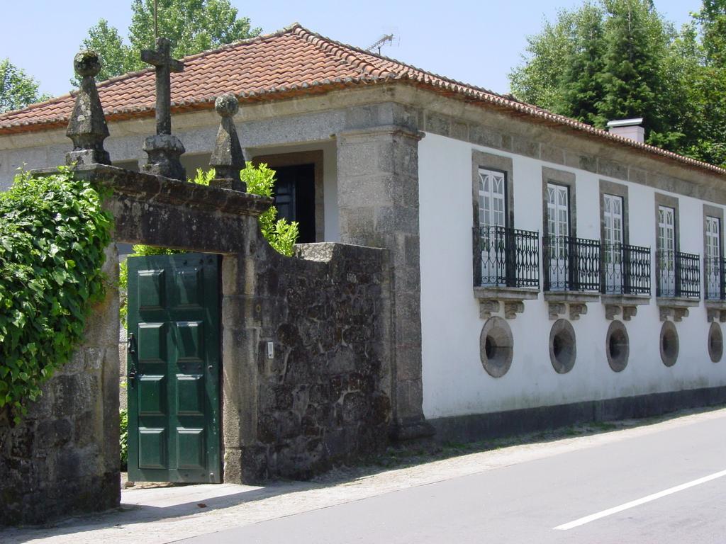 Casa Das Paredes Fafe Bagian luar foto
